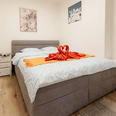 Apartment Grosslingova Old Town Retreat Bratislava