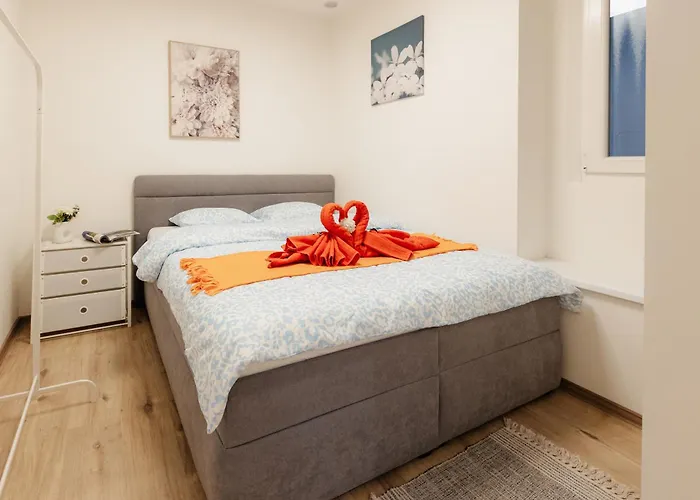 Grosslingova Old Town Retreat *